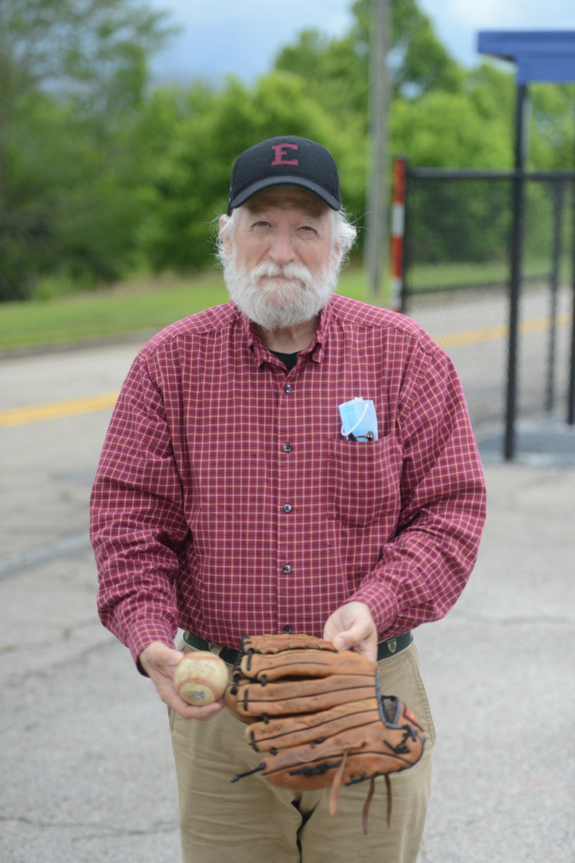 Dixon 2.jpg